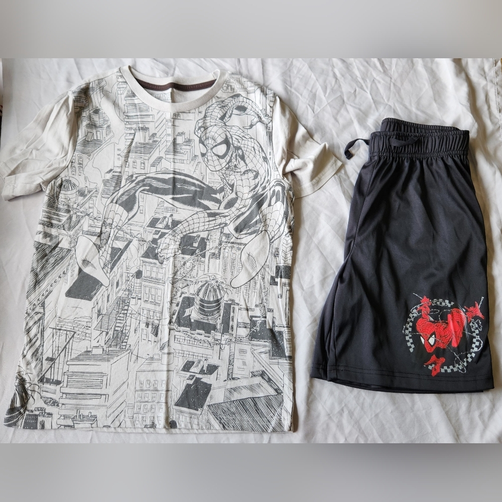 Boys Spiderman Set And Marvel Shorts Size 12